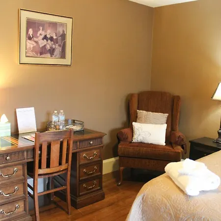 Leonard At Logan House Bed & Breakfast Grand Rapids Exterior photo